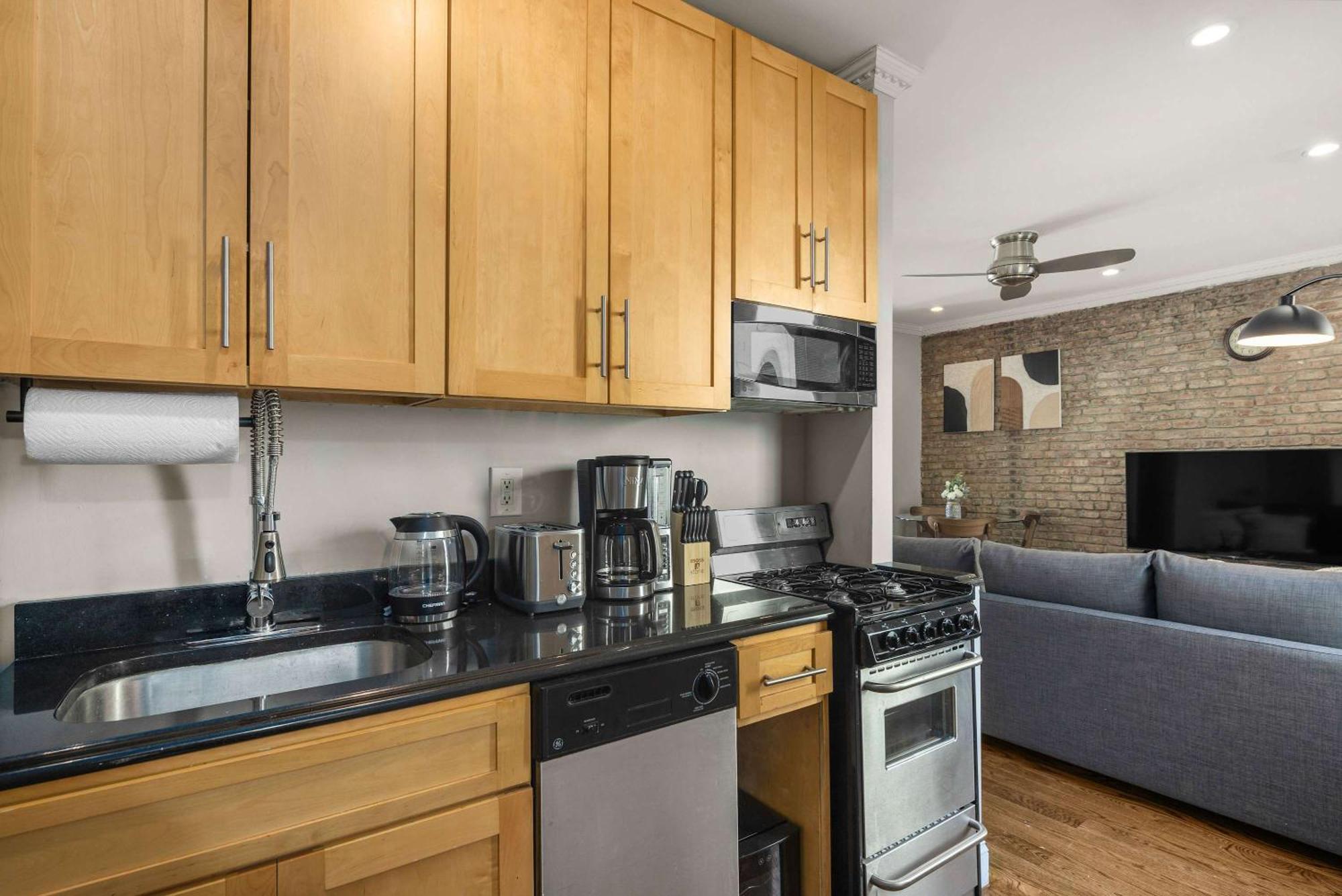 Appartement Stylish Nyc Retreat Near Attractions *